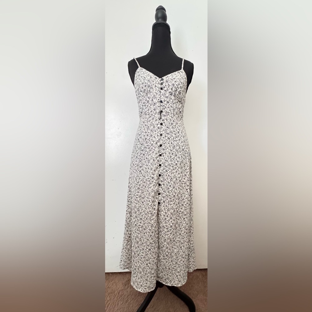 Zara Floral Black and White Button-Down Dress
